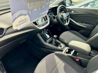 /photos/1322/9eebe75a-531b-ab7e-a9fb-fb1115d2186c_i320x240.jpg