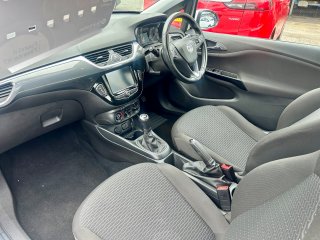 /photos/1322/de9bd314-88bf-0e4b-9f4d-0452354ac695_i320x240.jpg